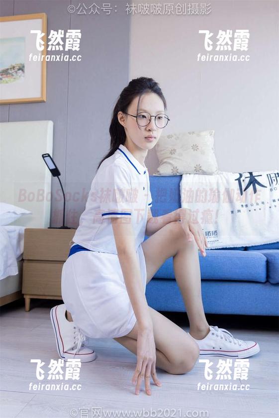 BoBoSocks袜啵啵-奶油 BoBoSocks袜啵啵 - 把奶油的瑜伽动作抓住,高清图下载看得过瘾!