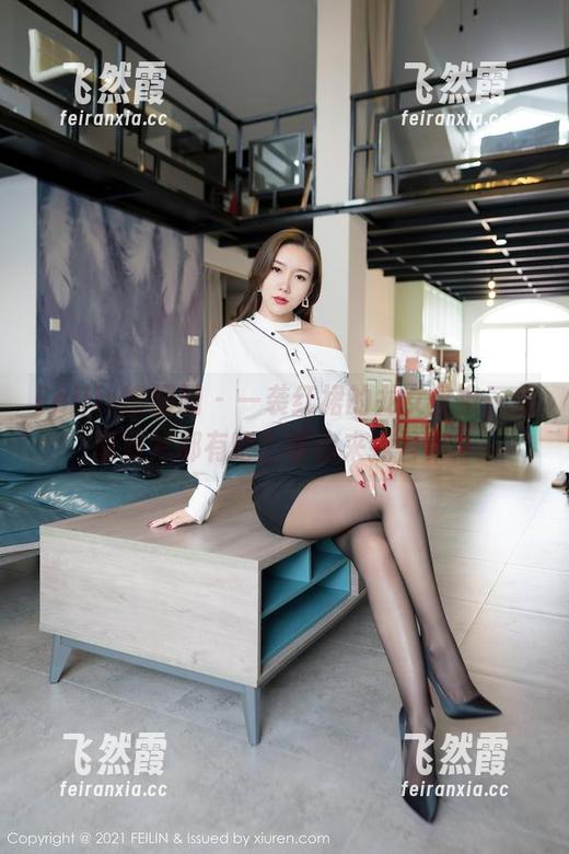 Feilin嗲囡囡-龙女宝宝 Feilin嗲囡囡 - 一袭红裙的龙女宝宝,免费照片都有啥?等你来找答案!