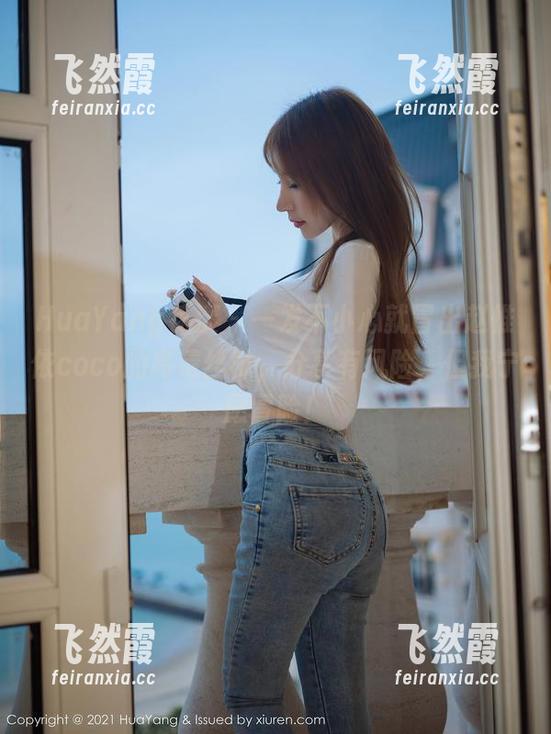 HuaYang花漾-赵惟依coco HuaYang花漾 - 一发不小心就冒出赵惟依coco的高清丝袜,分享有风险,但我宁愿冒险!