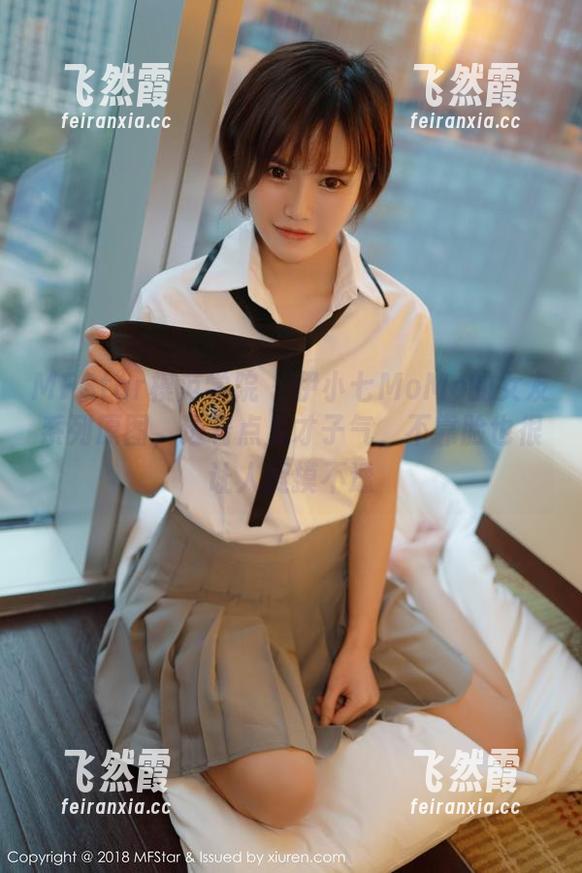 MFStar模范学院-伊小七MoMo MFStar模范学院 - 伊小七MoMo的女友系列原图,透着点儿才子气,不靠脸也很让人捉摸不透