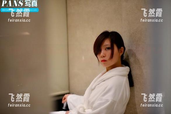 PANS - 看了小雪的学姐照片，我的朋友圈该不会被“学姐气质”淹没吧？