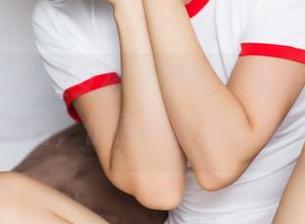 TouTiao头条女神 – 最新！张梓柔的“奶牛”套图，值得一看还是被雷到？