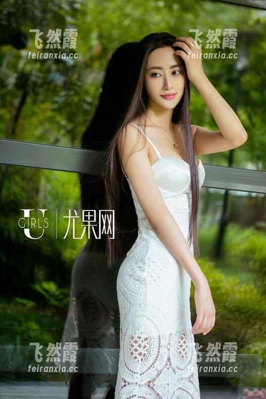 UGirls尤果网 - 写真时刻，礼服在陈雅漫身上发光