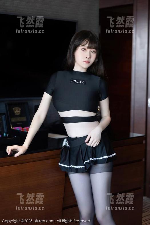 Xiuren秀人网-sibyl是女巫 Xiuren秀人网 - Sibyl的作品来了,豹纹出巡,各种经典得让人想多看两眼。