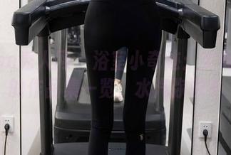 Xiuren秀人网 – 浴室小奇迹：安妮Tess的作品集一览，水汽弥漫中