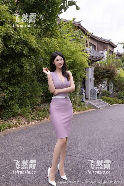Xiuren秀人网 - 免费下载，宋愉愉的美腿，把触碰的感觉留给想象吧。