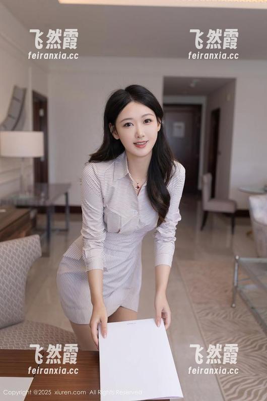 Xiuren秀人网 - 在线日常：西门小玉与空姐穿搭，作品中惹人注目的小细节