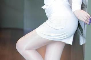 YouMi尤蜜荟 – 高清？算了，张思允Nice的自拍已经颠覆了我的期待！