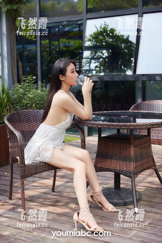 YouMi尤蜜荟 - 每一个点击都是对李纤纤死库水的召唤，网盘再见吧，下载我来了！