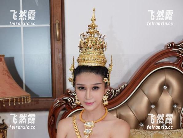 YouWu尤物馆-陆萱萱Cecilia YouWu尤物馆 - 你以为双人是关心?错,陆萱萱Cecilia高清的苏打水打脸系列