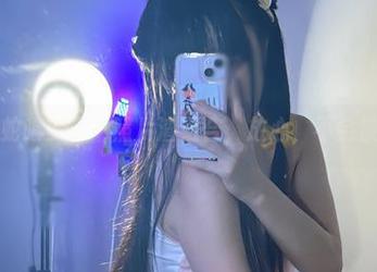 九言的“蛇喰梦子”照片渣组合，放心，不会被蛇咬到！