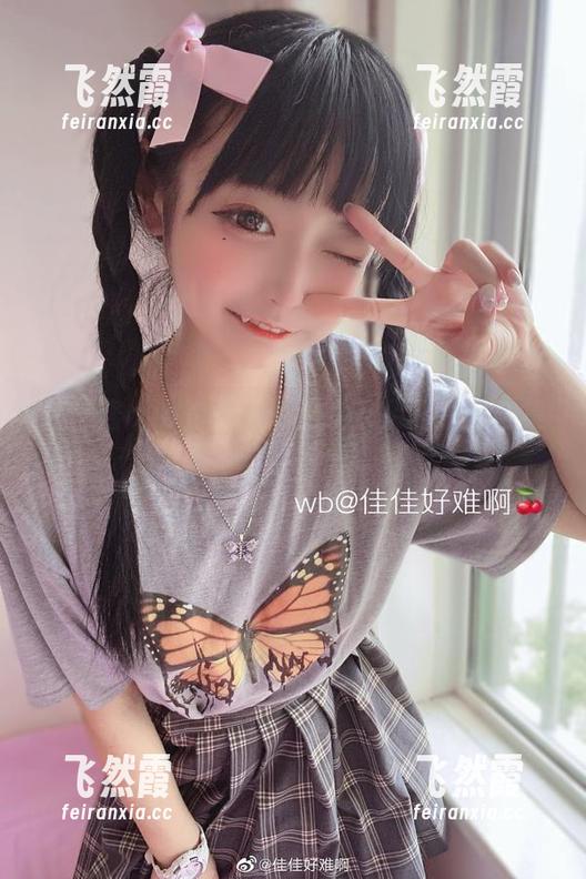 佳佳酱ovo的夏天：松软云朵和原图合集的轻松感