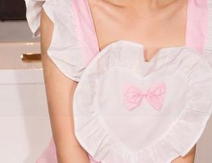 克拉女神 – 当婧然遇上圣诞：写真里的红色与紧张感并存！