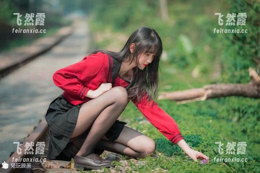 看兔玩映画的小厨娘，我没想过她能成照片里的焦点，快下载这一份，别后悔！
