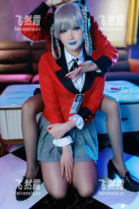 兔胖胖min 水手服+兔胖胖min+美图,三者结合的结果居然有种说不出的甜腻。