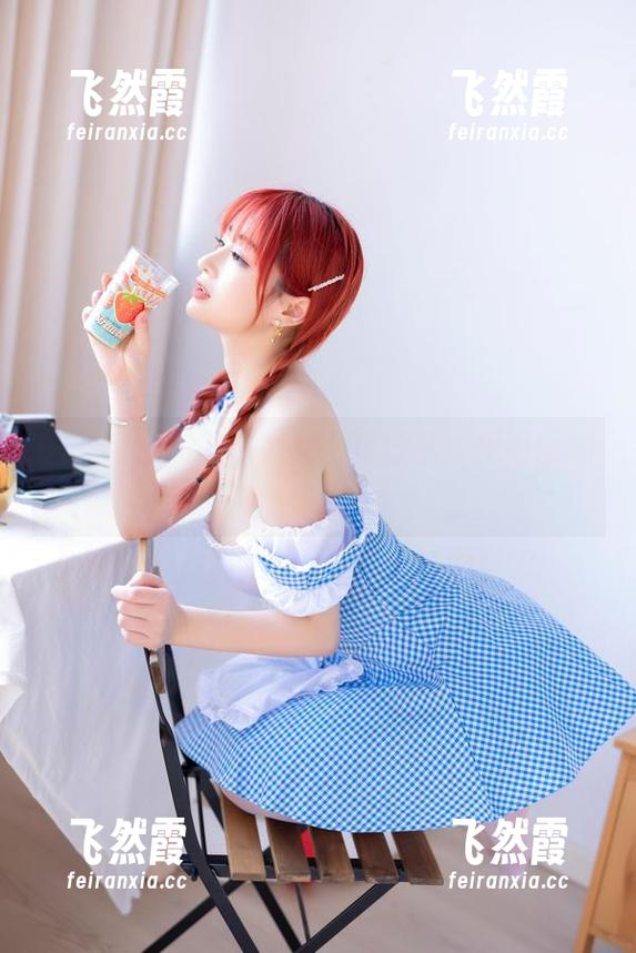叉子宝宝的蓝白少女图库分享，怀旧感油然而生！