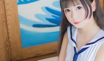 向小圆打个招呼，看啊，海边的图集让人心潮澎湃！