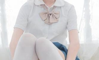喵糖映画：甜心小萝莉私拍合集-小萝莉一边卖萌一边让人忍俊不禁！