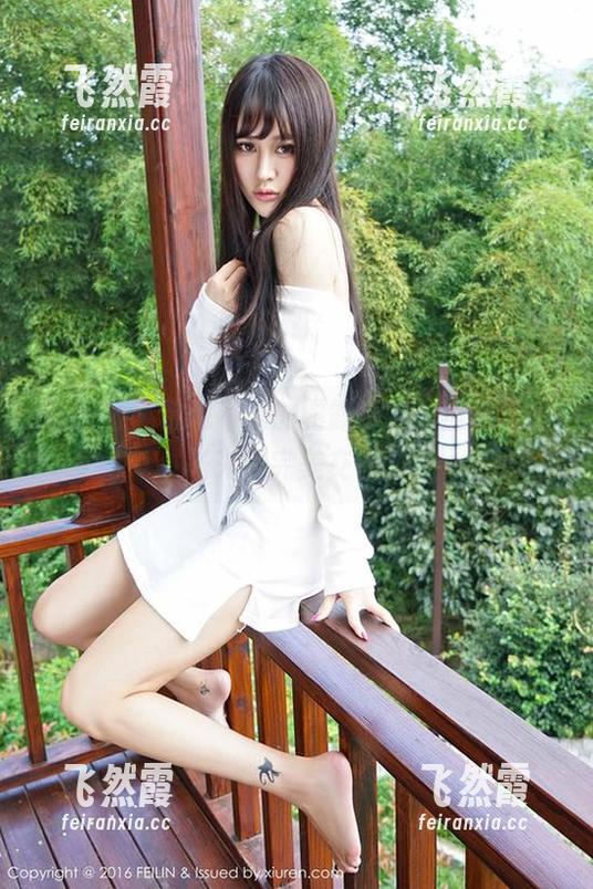 嗲囡囡 - 欲说不说的露露小喵，黑色与无圣光的完美交错。