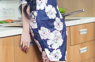 头条女神 – 看着筱溪的丝袜作品，果然网盘没让我失望。