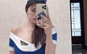 微密圈 – 看奶宝妹纸用红色把上周细节都盖过了，福利图包值得一瞧！