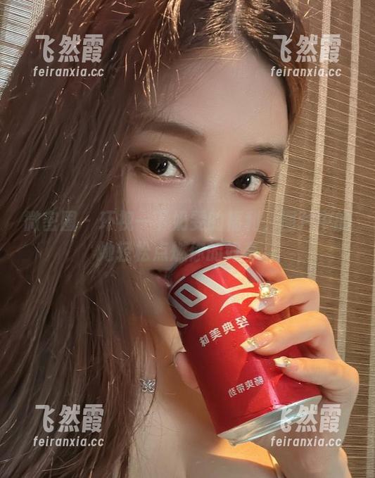 奶雯 微密圈 - 环视一下奶雯的福利,图片中的她轻松点燃你的好奇。