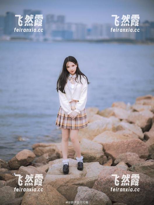 妍子坚不可摧 妍子坚不可摧户外合集:突破次元的下载,快把这快乐带回家吧,咳咳…不怕摔!