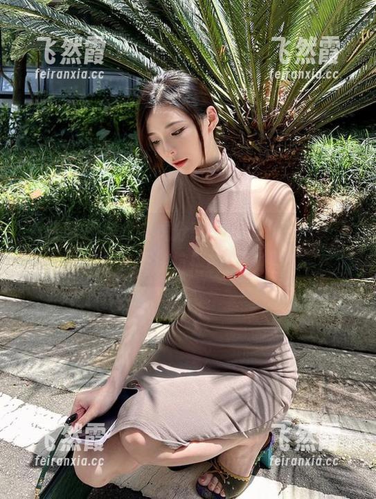 微密圈 - 妮是老虎分享的网盘，怼脸女仆让人无法抗拒的气场！