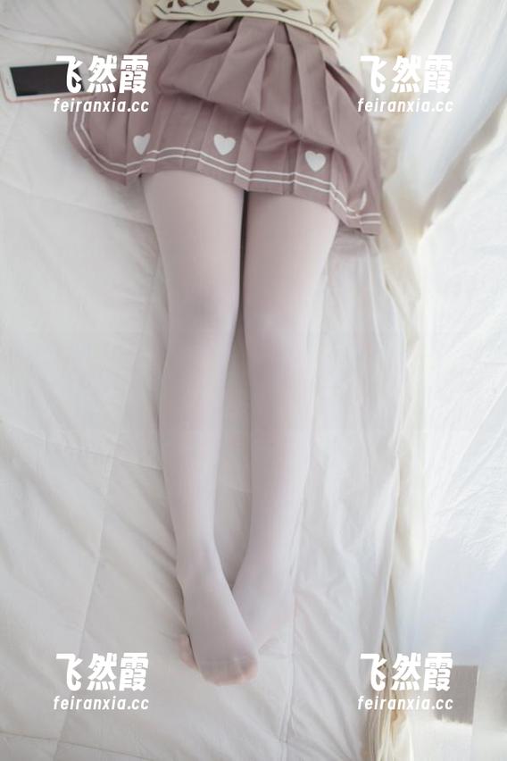 少女秩序-小鱼 少女秩序 - 小鱼的美图,看她居家萝莉少女的迷人姿态呦~