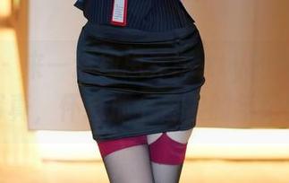 尤蜜荟 – 来一波周思乔Betty的免费校服写真，怀念那个傻傻的年纪！