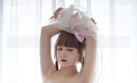 在线丢下厨房，巧克力小圆面包的厨娘写真带来欢乐！