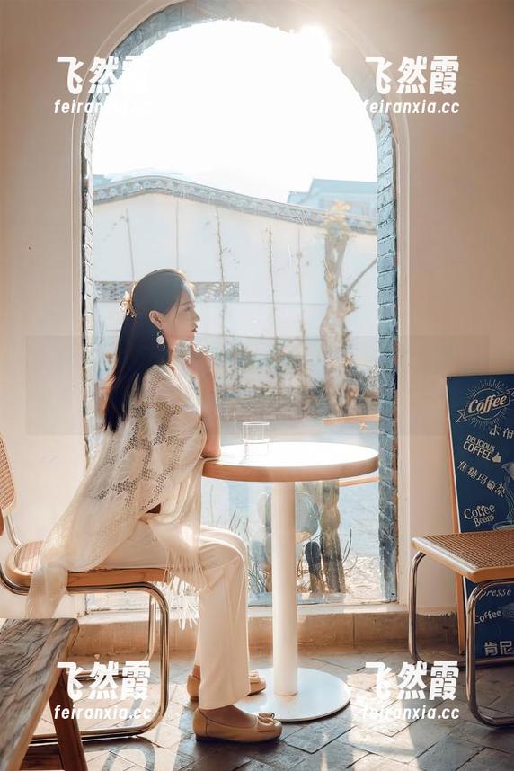 女仆在身边，年年Nnian套图资源又能勾起新何种想象呢？