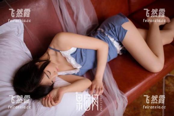 果团网倾情奉献：叛逆少女，分享她的心灵叛逃。