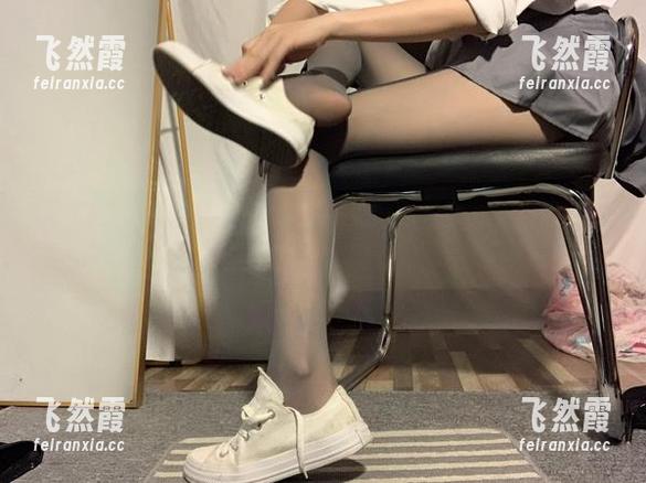 微密圈 - 最新出炉！桃脱了的黑丝作品集，让我们再一次为逗趣你而疯狂。