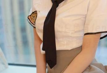 模范学院 – 看，这里的白色与Jennanni_Jen碰撞出的高清奇异