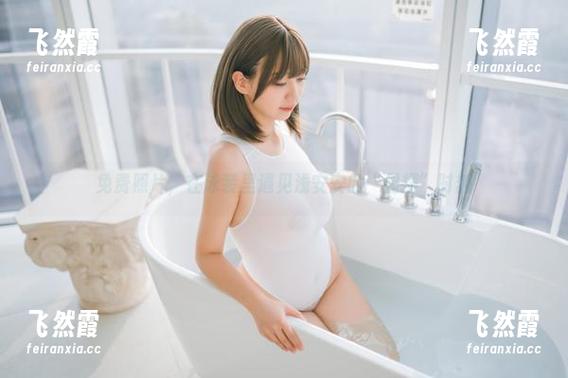 浅安安 免费照片,在泳装里遇见浅安安的“显摆”时刻
