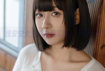 一场更新，浅安安女王的奇趣写真，打破了严肃的界限。