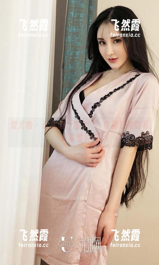 爱尤物 - 这就是‘箴言’：李丽莎做的写真集很有戏