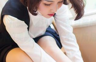 爱蜜社 – 礼服与慢动作—萌白酱的写真，意外的美丽却又让人不知所措。