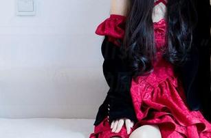 物恋传媒 – 看吧，elise在风里“窃窃私语”的原图