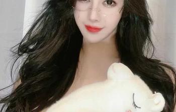 微密圈 – 这次是浴缸？猪小七的写真集更新得真不寻常。