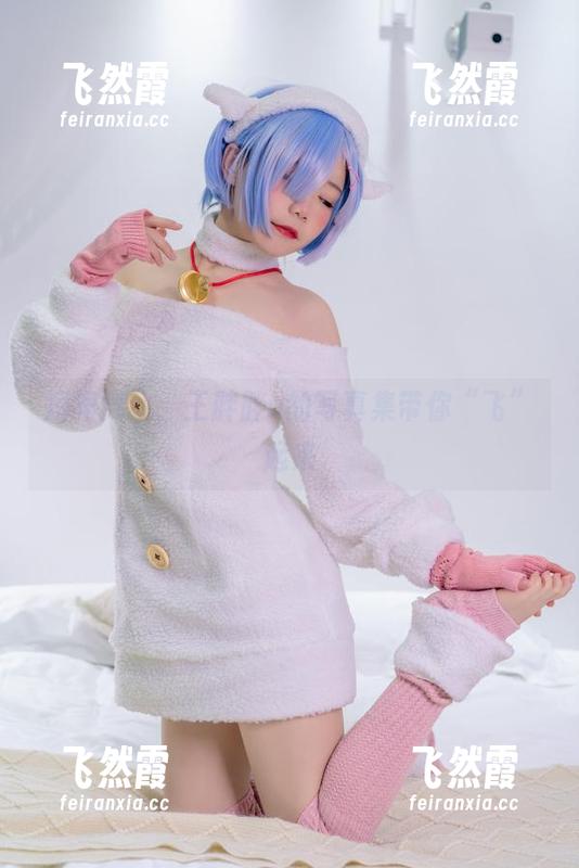 短裙舞动，王胖胖u的写真集带你“飞”起来