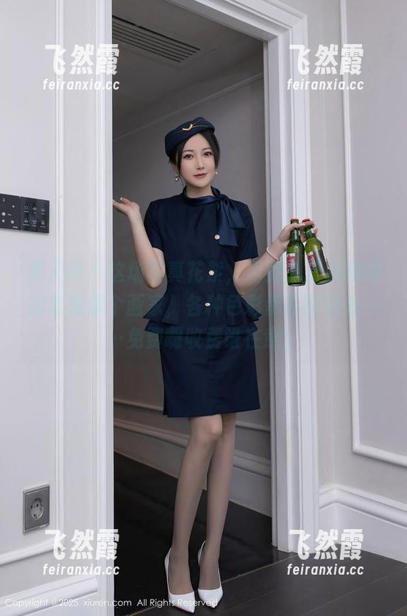 秀人网 - 这场写真花絮，月野兔美妞和她的套装像个画家，各种色彩都在指引我……免费啊收费谁在意！