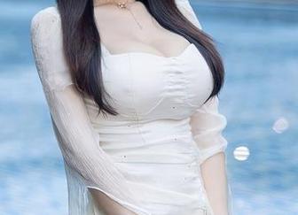 秀人网 – 作品里的灰丝，杨紫嫣Cynthia果然懂得怎么引人注意，别说，看得我眼花撩乱。