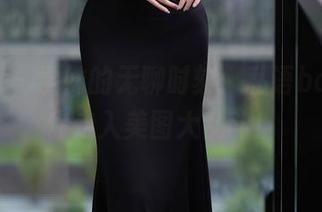 秀人网 – 学妹的无聊时刻：私语baby带你走入美图大乱斗！