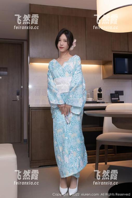 秀人网 - 精选：萌奈子与“白色”的秘密，眼角余光里好像有猫咪？