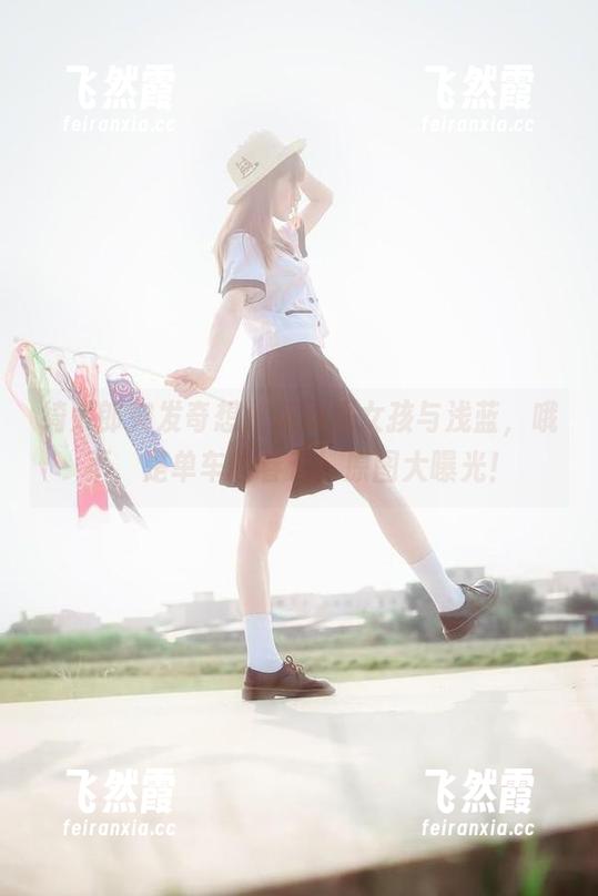 绮太郎 绮太郎突发奇想:运动服女孩与浅蓝,哦不,是单车的春天!原图大曝光!