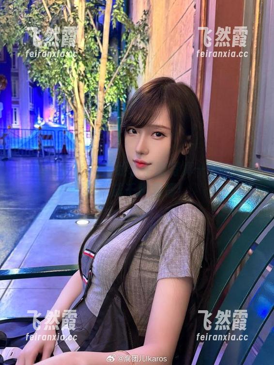 腐团儿Ikaros 腐团儿Ikaros在线水手服写真——一件衣服,成千种表情!