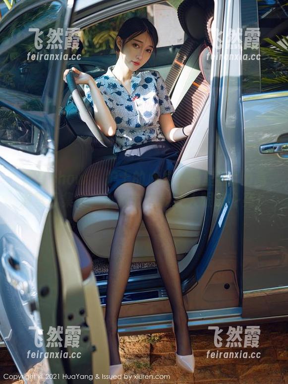 花漾show - 护士的心机？绮里嘉ula高清写真集中，小细节真能让人眼前一亮！