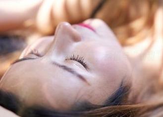 蜜桃社 – 温心怡的天使系列合集，颜值与“伪甜”齐飞。